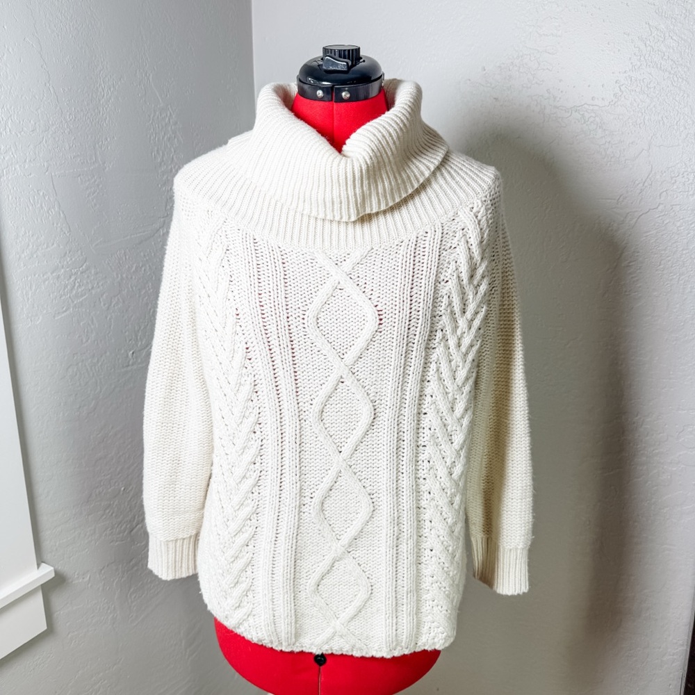 Billabong Cream Cable Knit Oversized Turtleneck Sweater  Size L